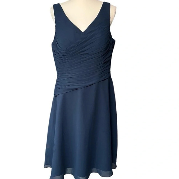 Azazie (NWT) Annabella Midi Length Dark Navy Blue V-Neck Sleeveless Dress Sz 14 - Picture 1 of 12